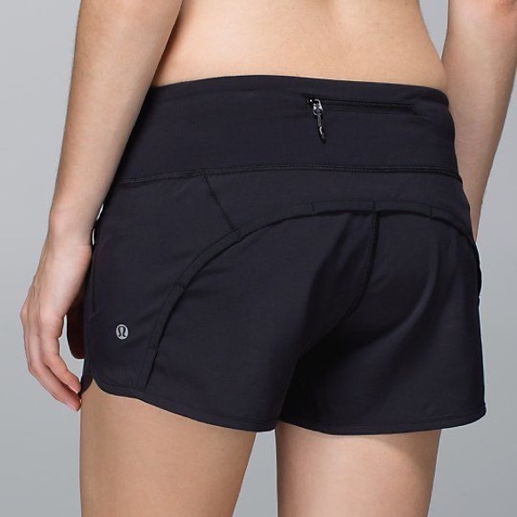 Lululemon Run Times Short - 4 way stretch - Picture 4 of 5